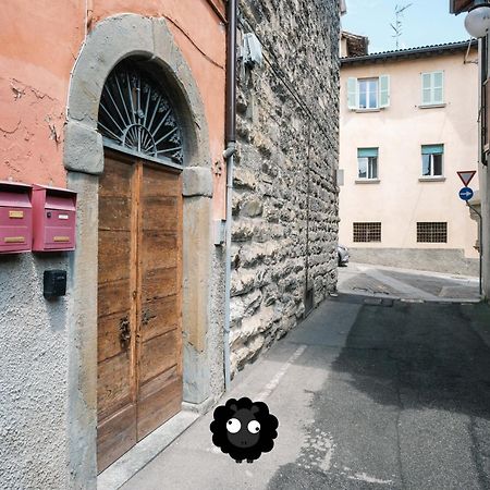 Ferienwohnung Flat Il Torrazzo XIII Secolo Alzano Lombardo Exterior foto