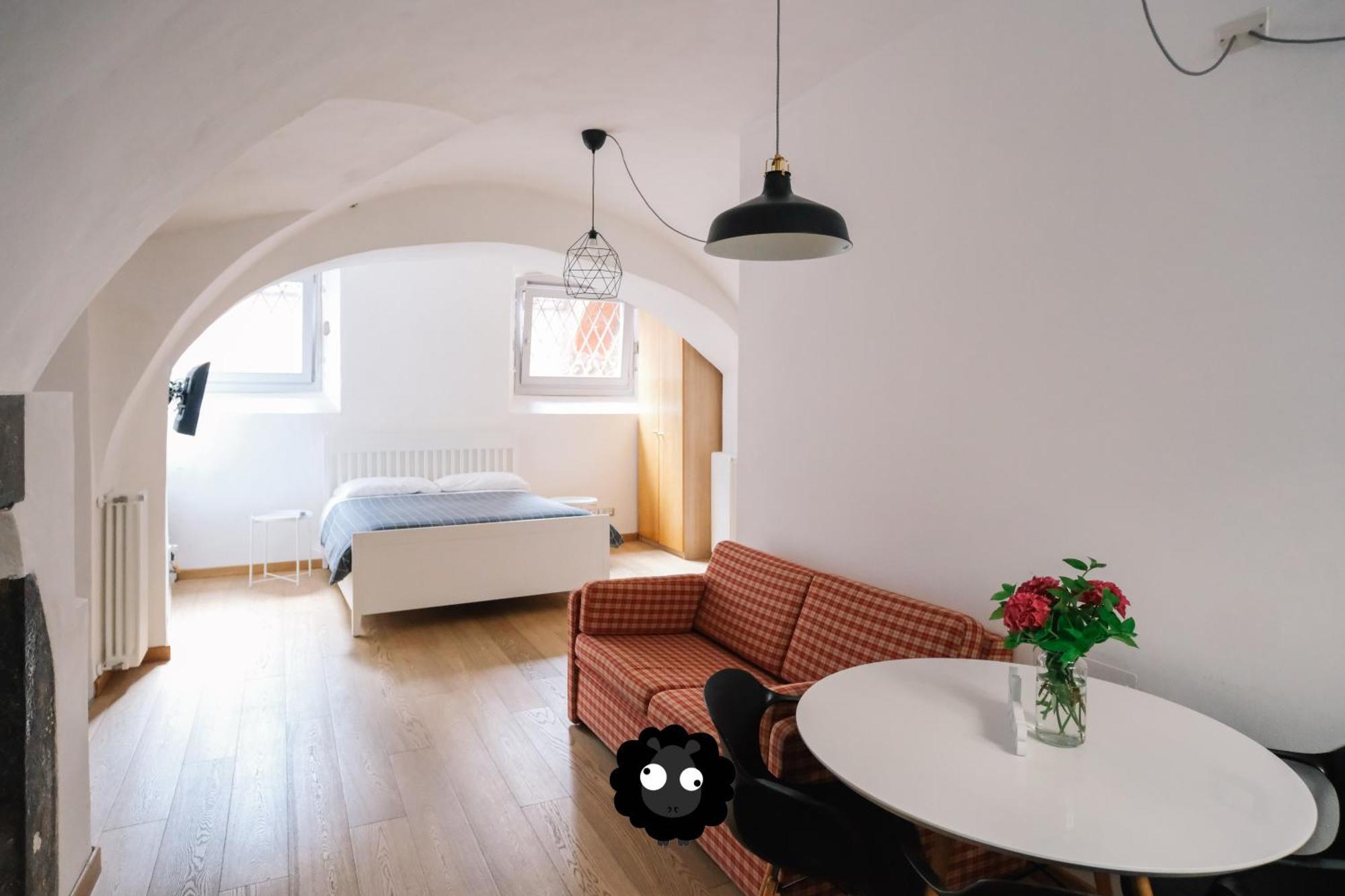 Ferienwohnung Flat Il Torrazzo XIII Secolo Alzano Lombardo Exterior foto