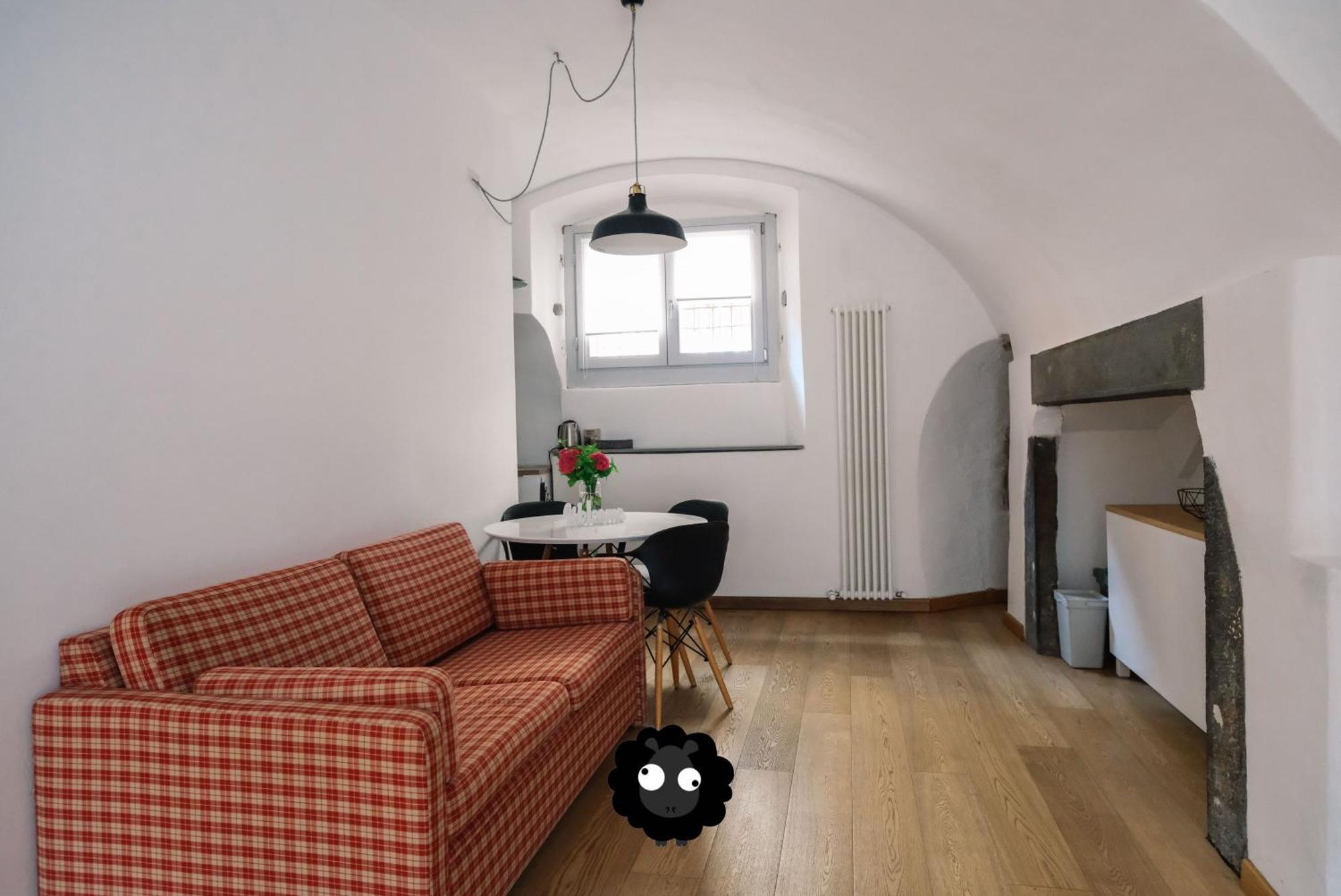 Ferienwohnung Flat Il Torrazzo XIII Secolo Alzano Lombardo Exterior foto