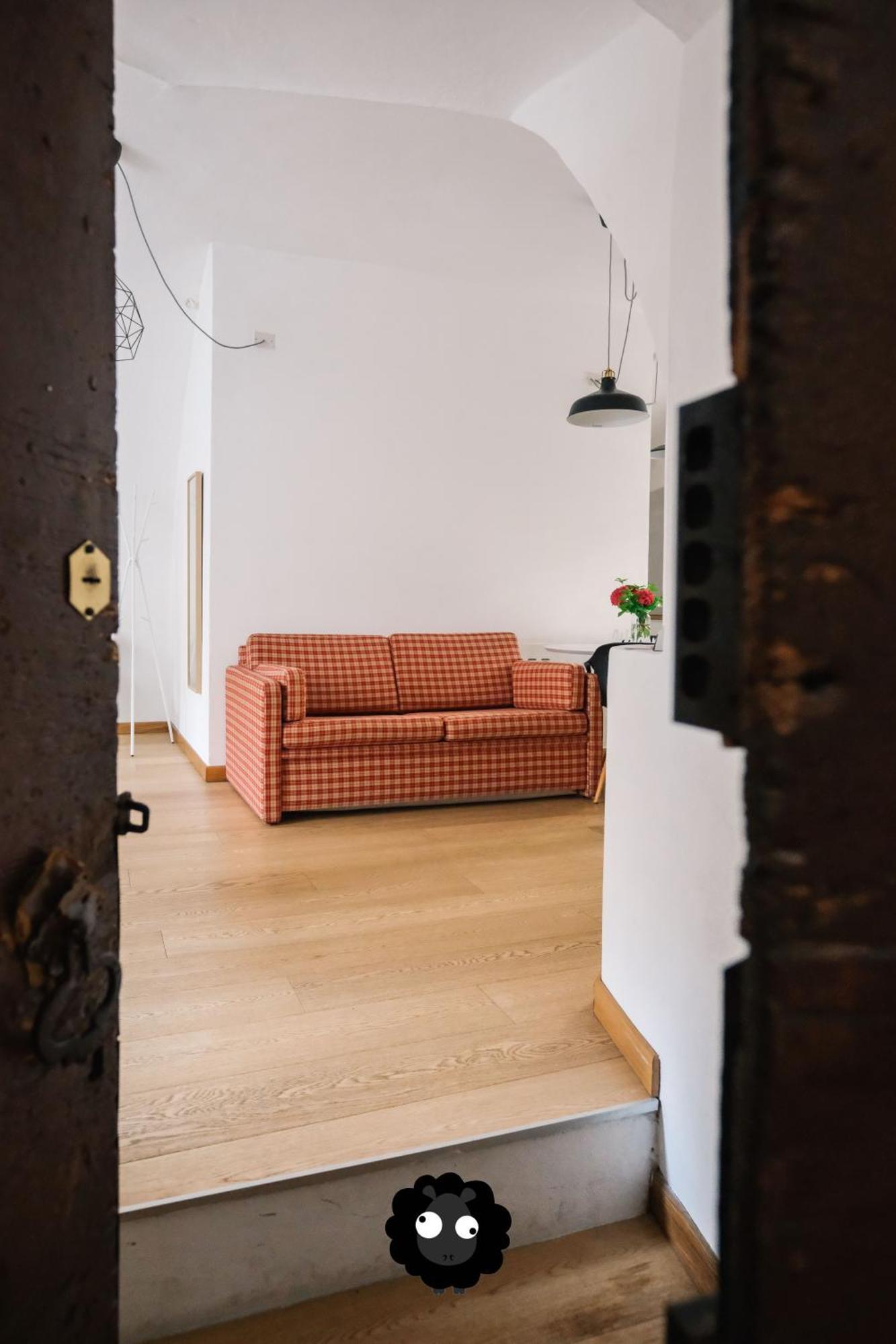 Ferienwohnung Flat Il Torrazzo XIII Secolo Alzano Lombardo Exterior foto