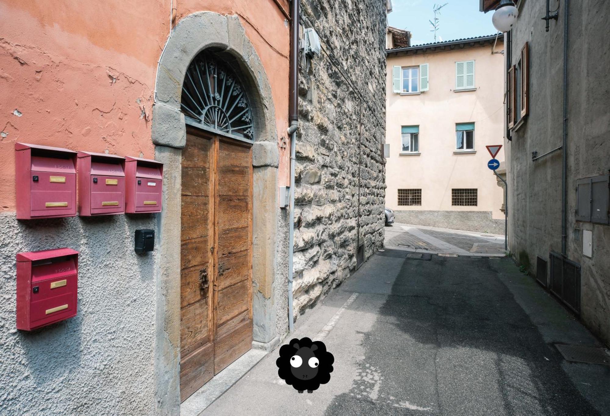 Ferienwohnung Flat Il Torrazzo XIII Secolo Alzano Lombardo Exterior foto